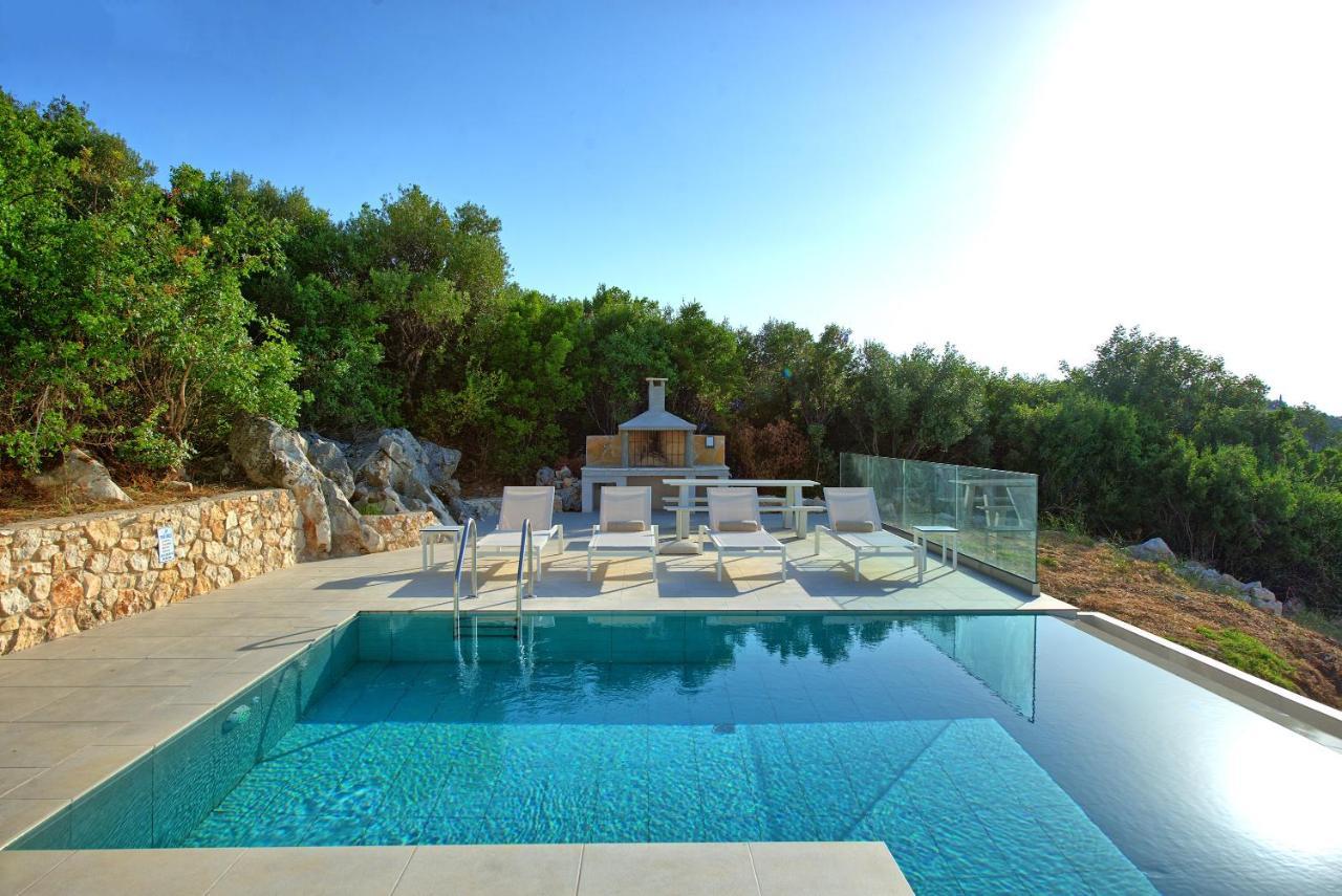 Villa Athena By Posarellivillas Peritheia